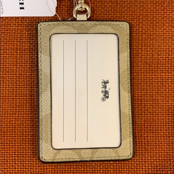 Coach land yard holder - Picture 3 of 6